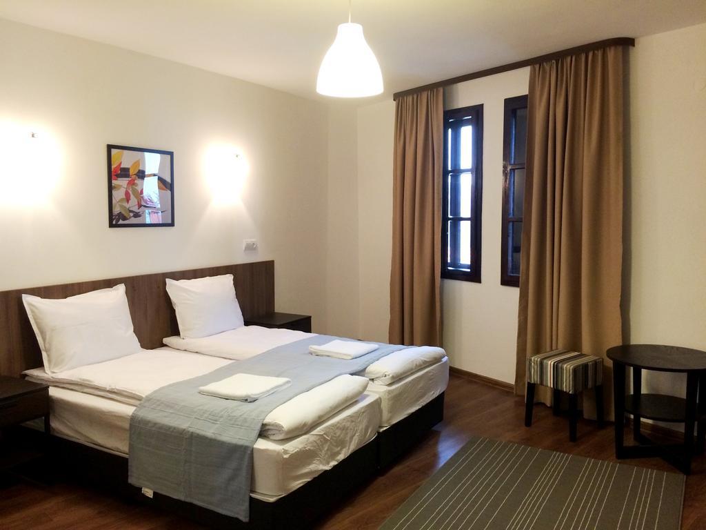 White House Hotel Veliko Tarnovo Room photo