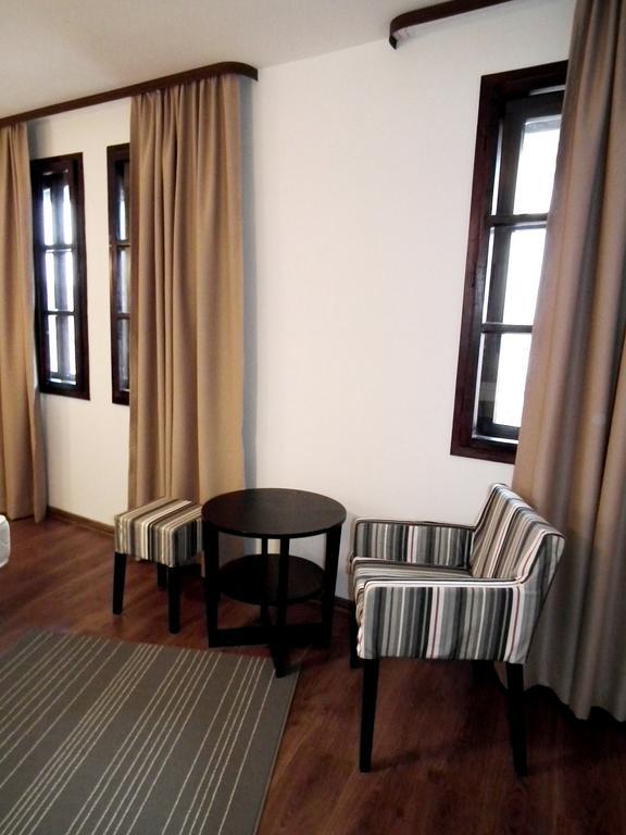 White House Hotel Veliko Tarnovo Room photo